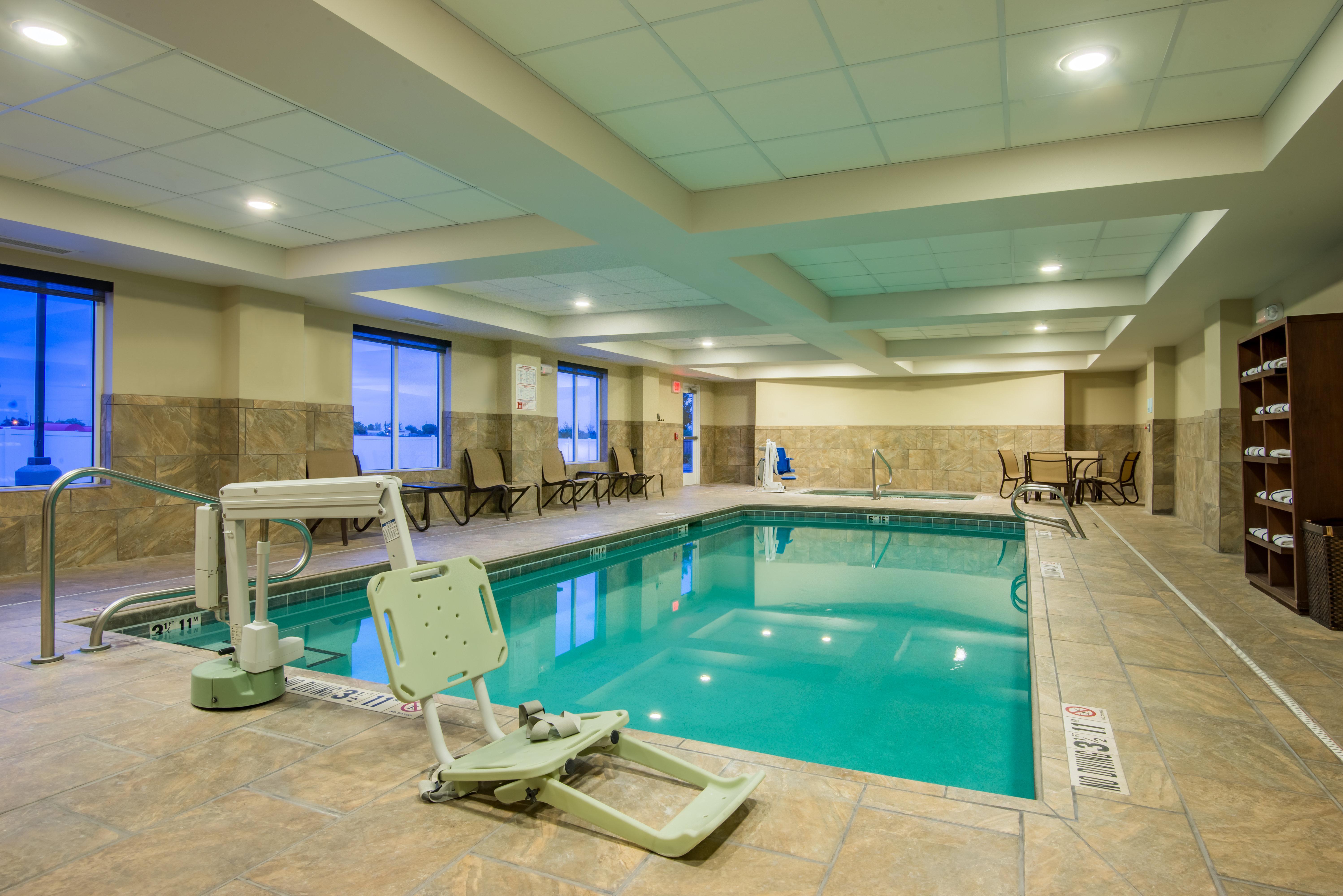 Express & Hobbs, An Ihg 2* Hobbs