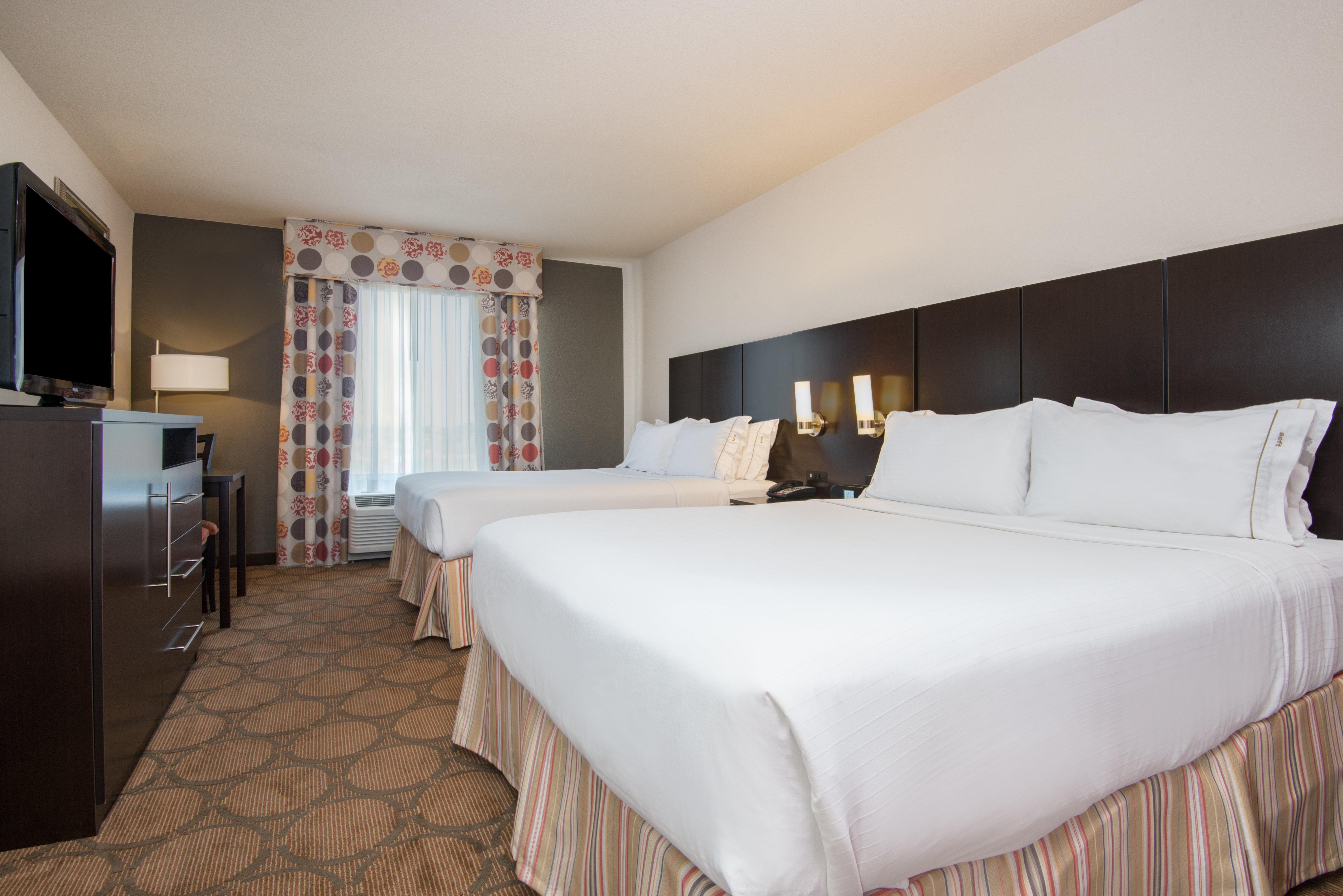 Express & Hobbs, An Ihg Hotel Hobbs